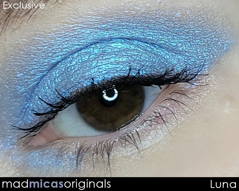 Luna Mica in Cream Eye Shadow