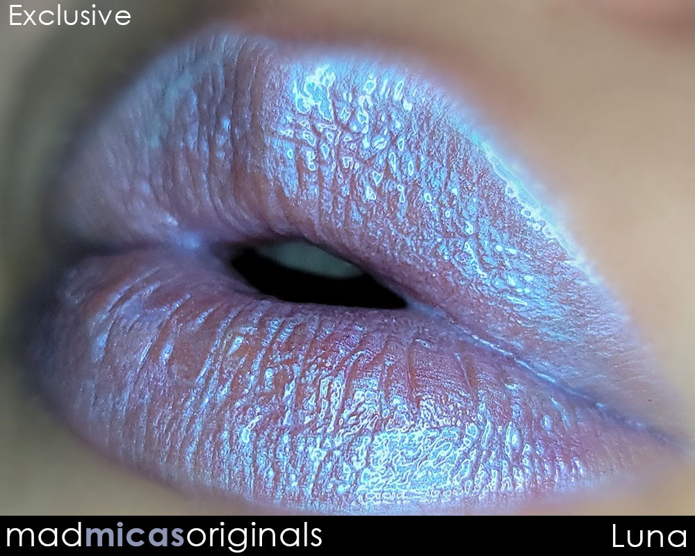 Luna Mica in Cream Lip Gloss
