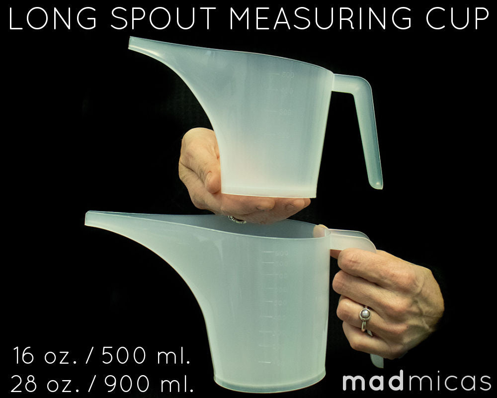 Plastic 4 Cups Measuring Cup w/Pouring Spout