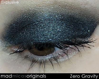 Zero Gravity Black Sparkle Mica in Cream Eye Shadow